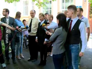 Лідер партії “Батьківщина“ Юлія Тимошенко відвідала поранених в ході АТО українських військовослужбовців ()