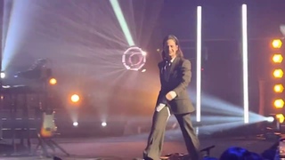 Christine and The Queens reprend Mylène Farmer