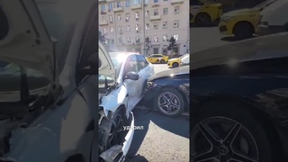 дтп на смоленском бульваре на Садовом кольце  с участием 5 автомобилей.