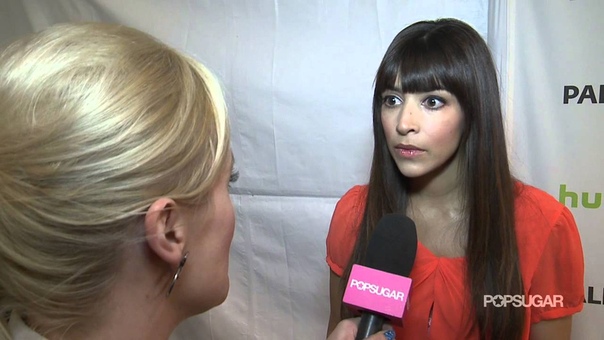 New Girls Hannah Simone Says Engaged Ce Ces Clock Is