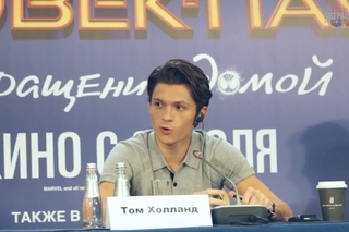 Tom Holland, Jon Watts. Пресс-конференция фильма Человек-Паук: Возвращение Домой.
