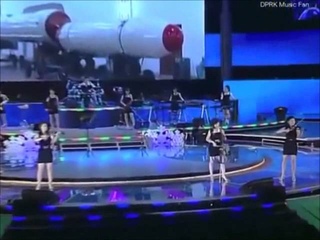 КНДР ансамбль “Моранбон бенд“