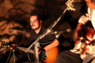 Tinariwen - Desert session #2: Shadows on the sand
