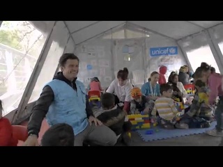 Orlando Bloom navštívil dětské uprchlíky