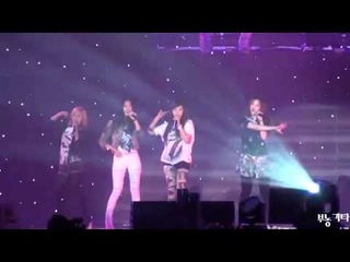 YouTube - [Fancam] 101127 f(x) Krystal fainted @ Lotte Duty Free Shop Family