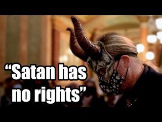 Satanists put Devil Next to Baby Jesus, but Catholics React