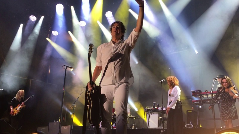 Per Gessle Sommartider Småstadsprat (live in Götheborg 22 Jul 2017)