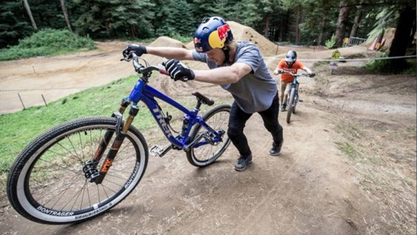 Drew Bezanson Test Rides The Crankworx Rotorua Course, The Learning Curve Ep