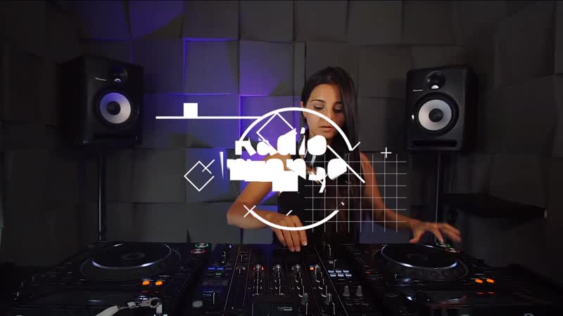Diana Moreno Live Radio Intense Barcelona Progressive House Melodic