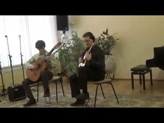 Дуэт преподавателей школы музыки Guitardo