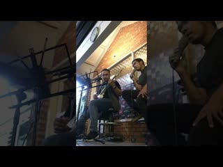 Berdua Saja - Payung Teduh