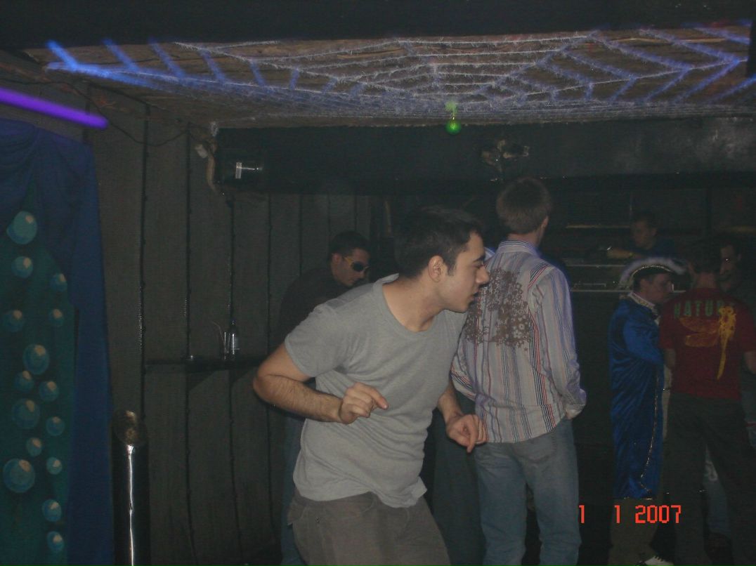 Рома Романский Чуэн | Москва