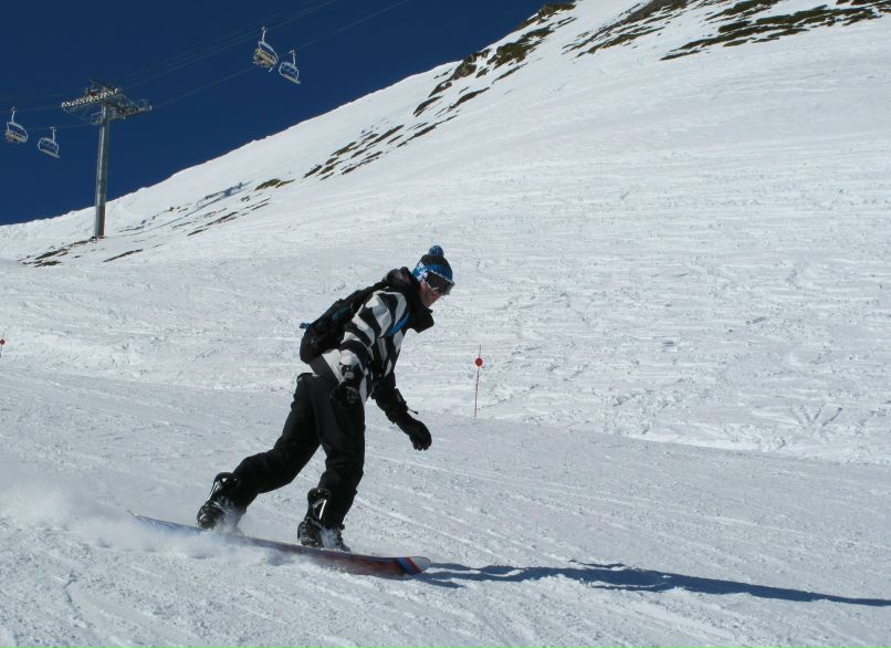 Серый Белый | Москва