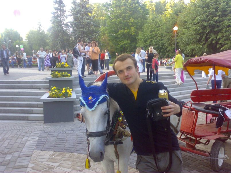 №164, Саша Петров, 41 год №164, Саша Петров, 41 год