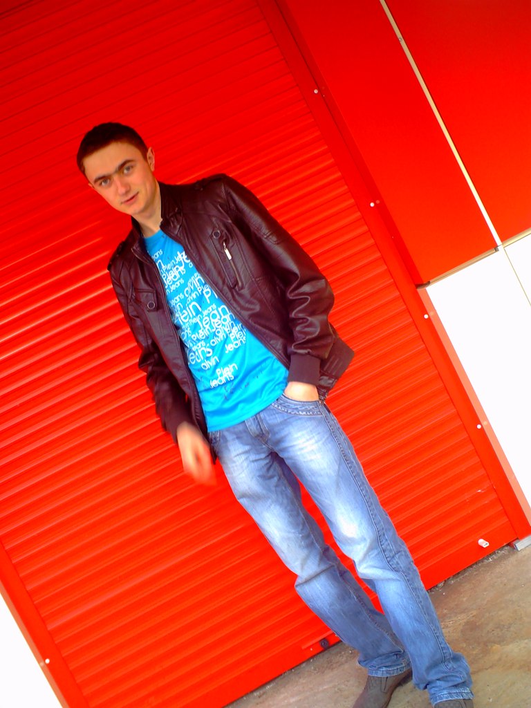 Саша Співак | Сарны