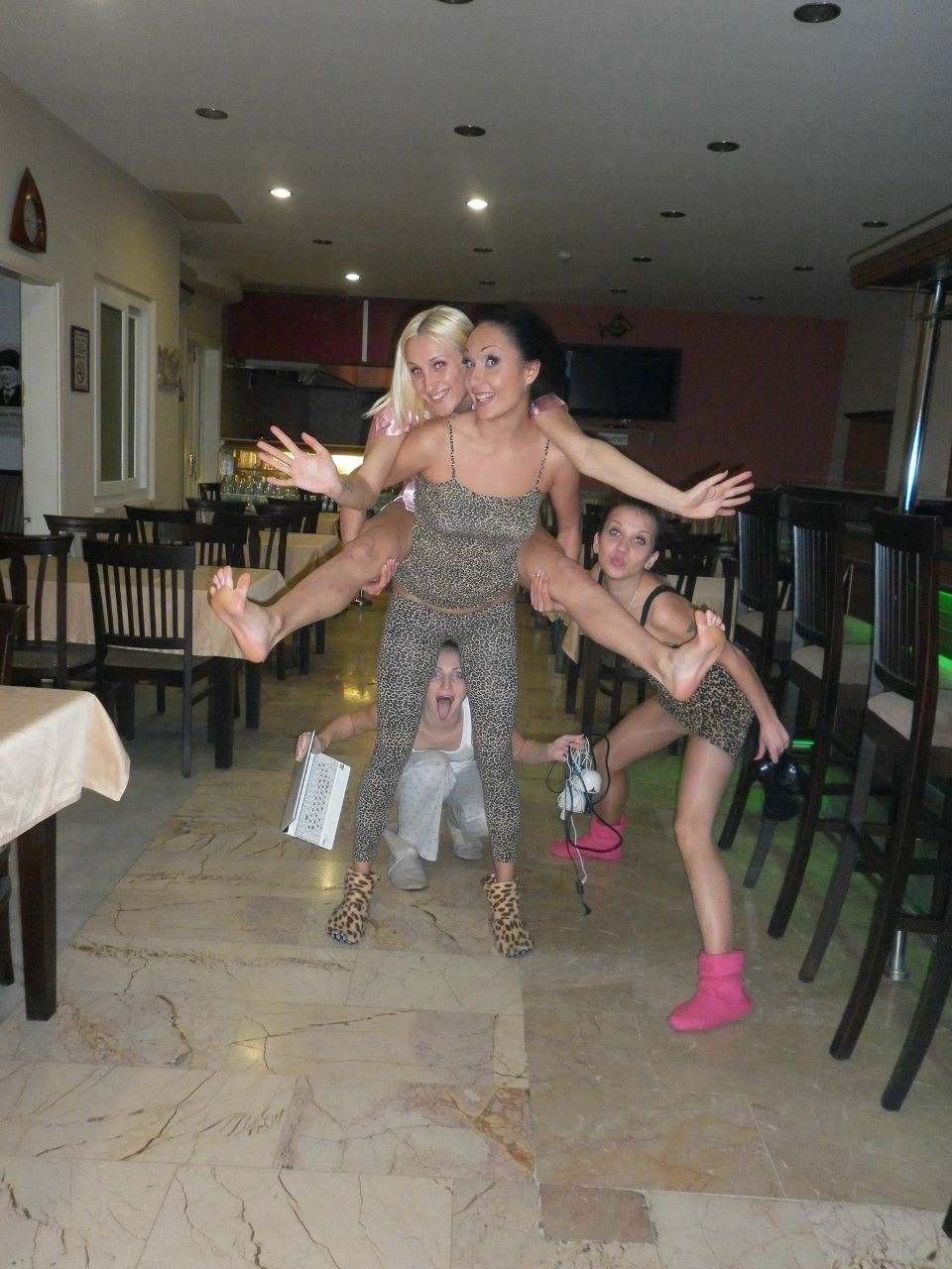 Юлия Щурова ЭМИЛИ | Луганск