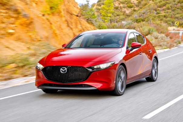 Новая Mazda 3, макет позвоночника и суета вокруг таза Фото: компания Mazda Тест-драйв Да-да, но сперва упражнение на баланс тела. Садитесь справа, ноги параллельно, руки лучше скрестить на