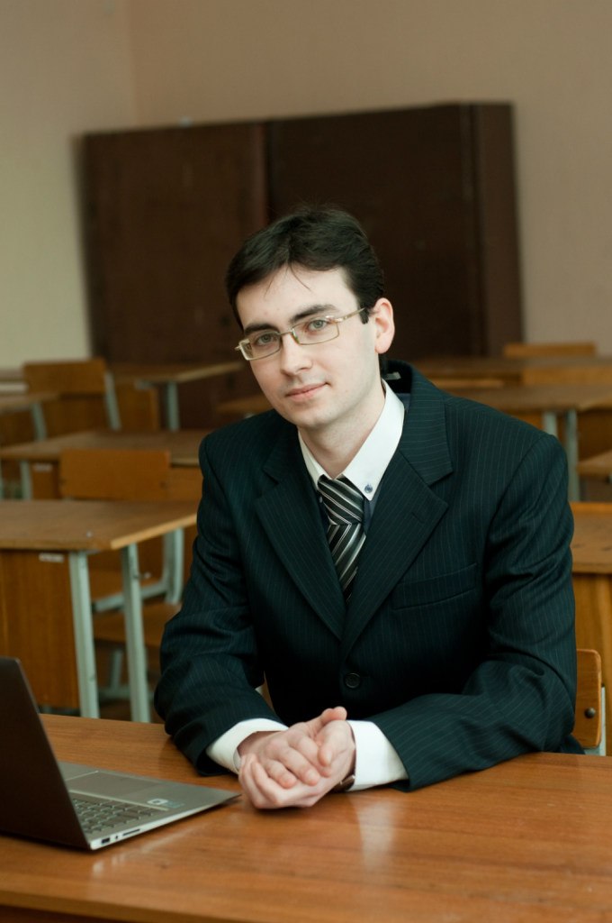 Анатолий Сурмач Nicolas | Москва