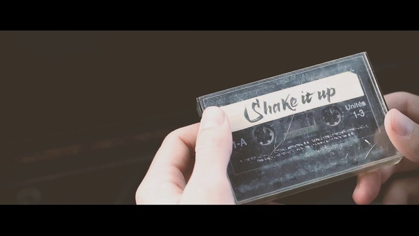 Broken Minds ft. Joey Riot Shake it up (