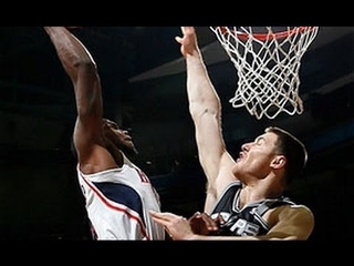 Paul Millsap’s Poster on Aaron Baynes!