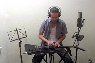 Эд Коффе/Fossen: “Karusel“ (STUDIO SESSION) Tapping guitar