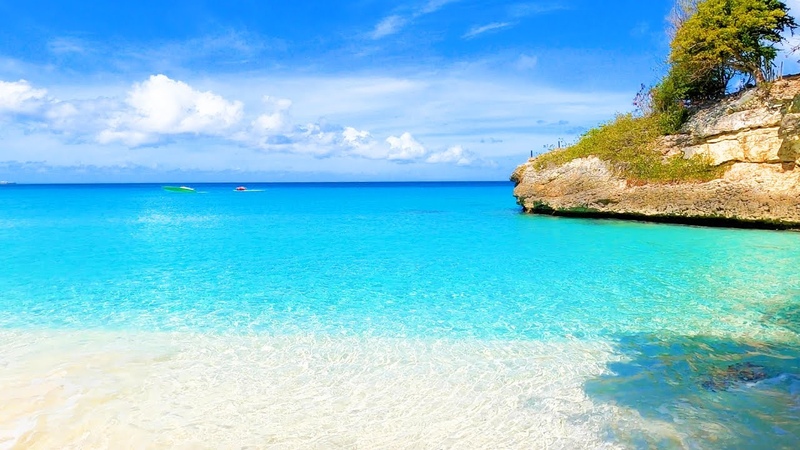 Beach Perfection: 3 Hours of Blue Waters Relaxing Wave Sounds (4 K