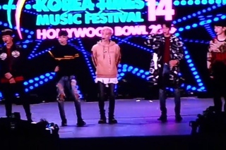 SHINee - talk (1) at KTMF 2016 (fancam)