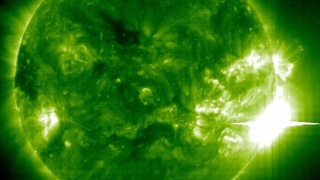 Breaking: “Massive Solar Flare C7-Class Rips Open The Sun“