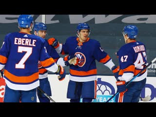Barzal goes 200 feet for gorgeous coast-to-coast goal